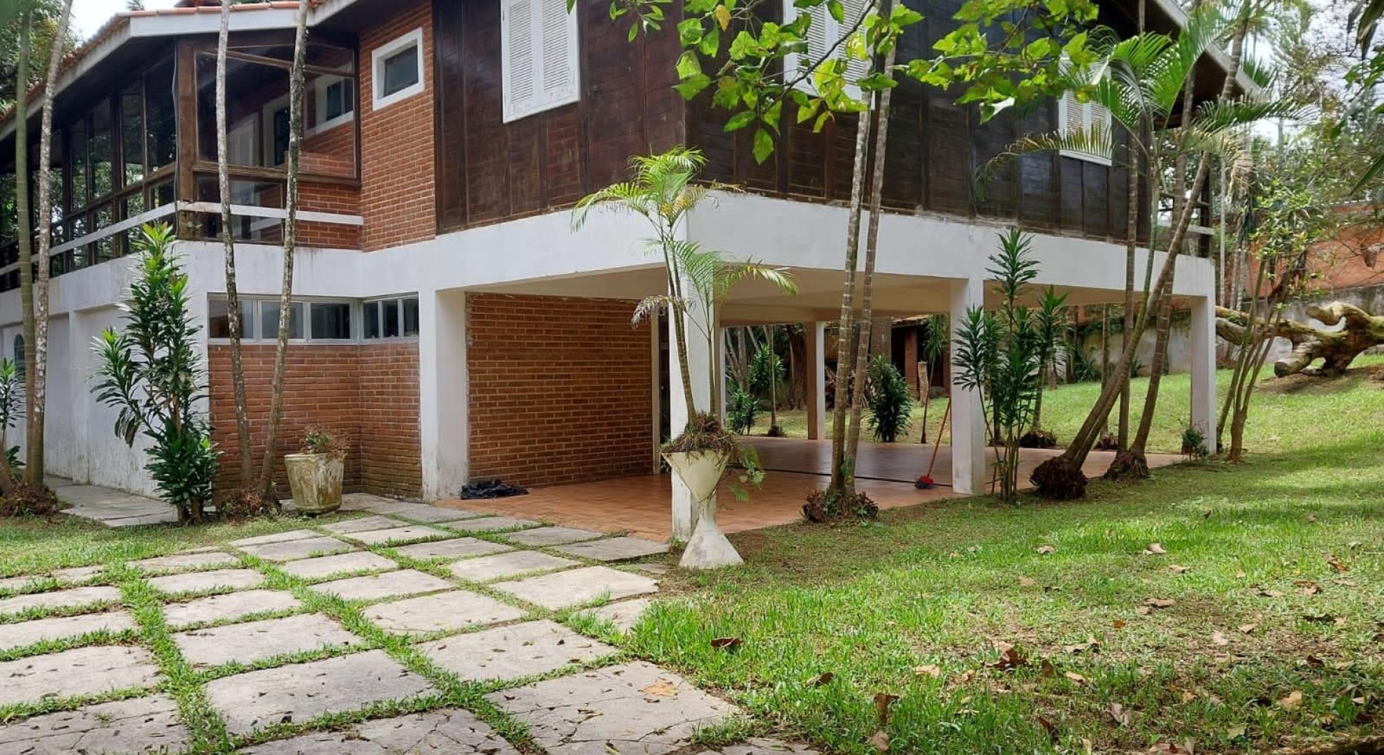 Vende-se casa no Condomínio Sete Praias