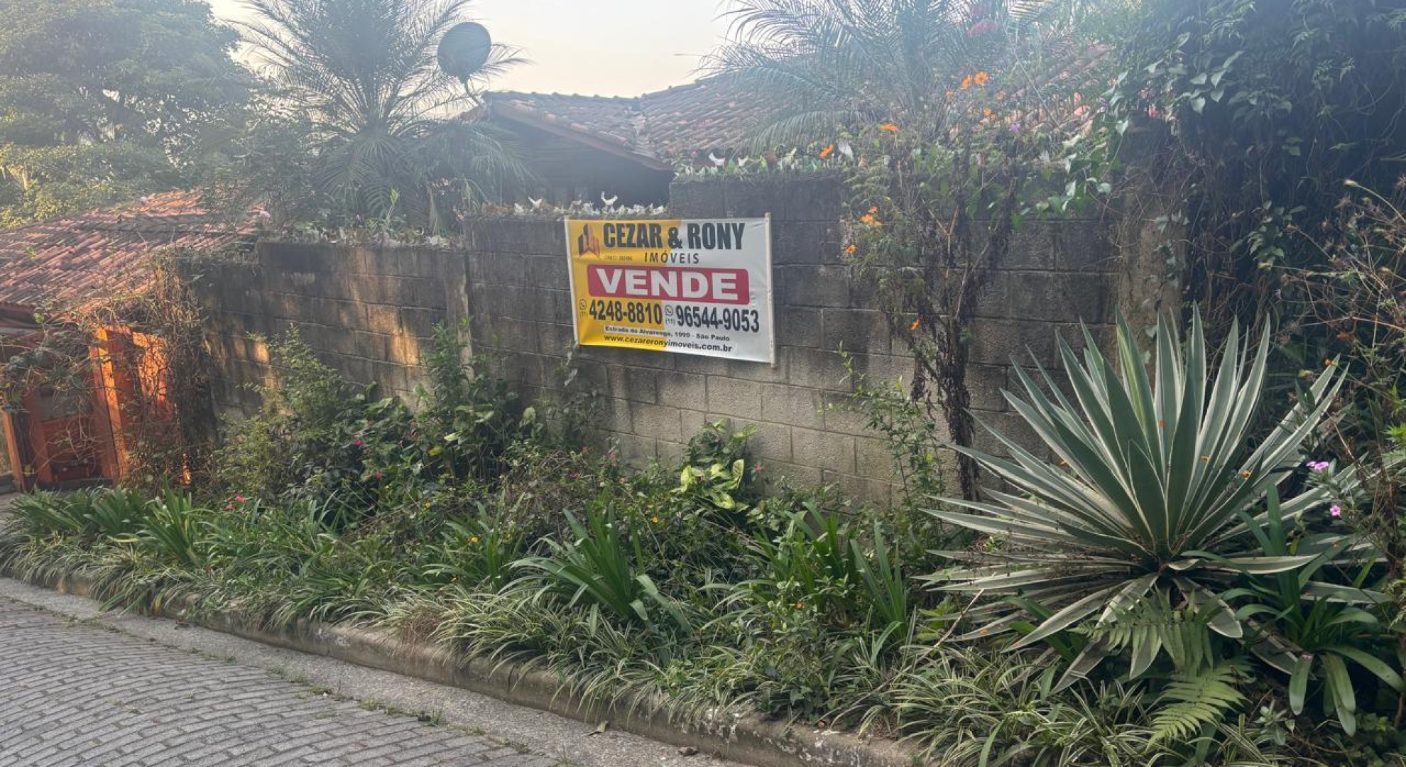 Casa de alto padrão à venda no Condomínio Sete Praia
