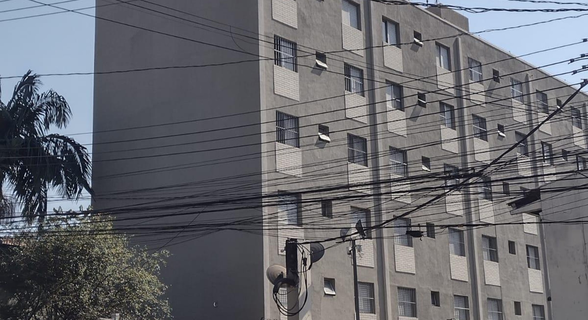 Apartamento á venda na Estrada do Alvarenga, 2229