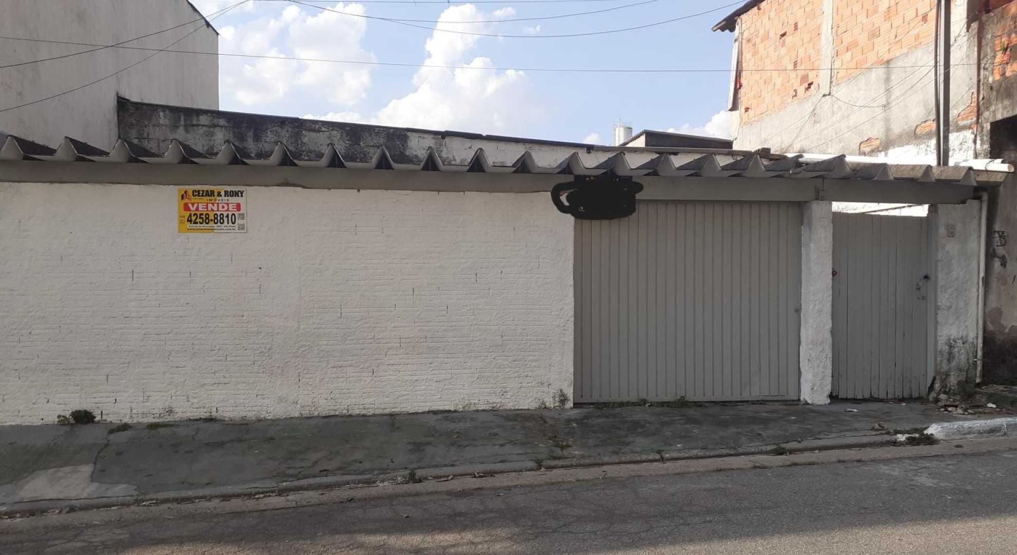 Casa à venda na Rua José Faria, 5 - Jd. Apura