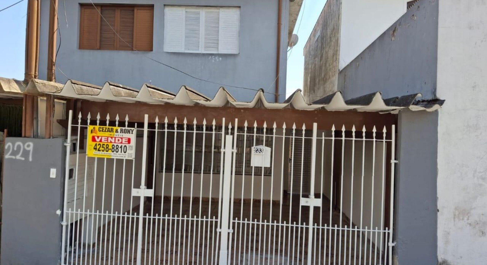 Sobrado à venda na Rua Pontes de Moraes, 233