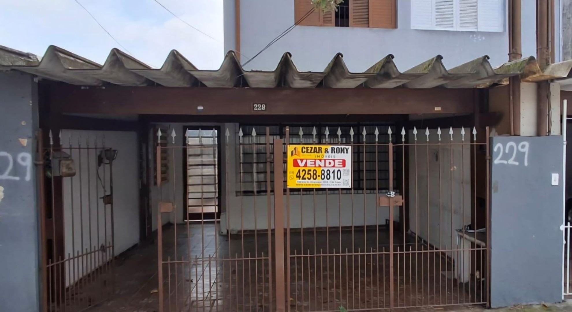 Casa à venda na Rua Ponte de Moraes, 229