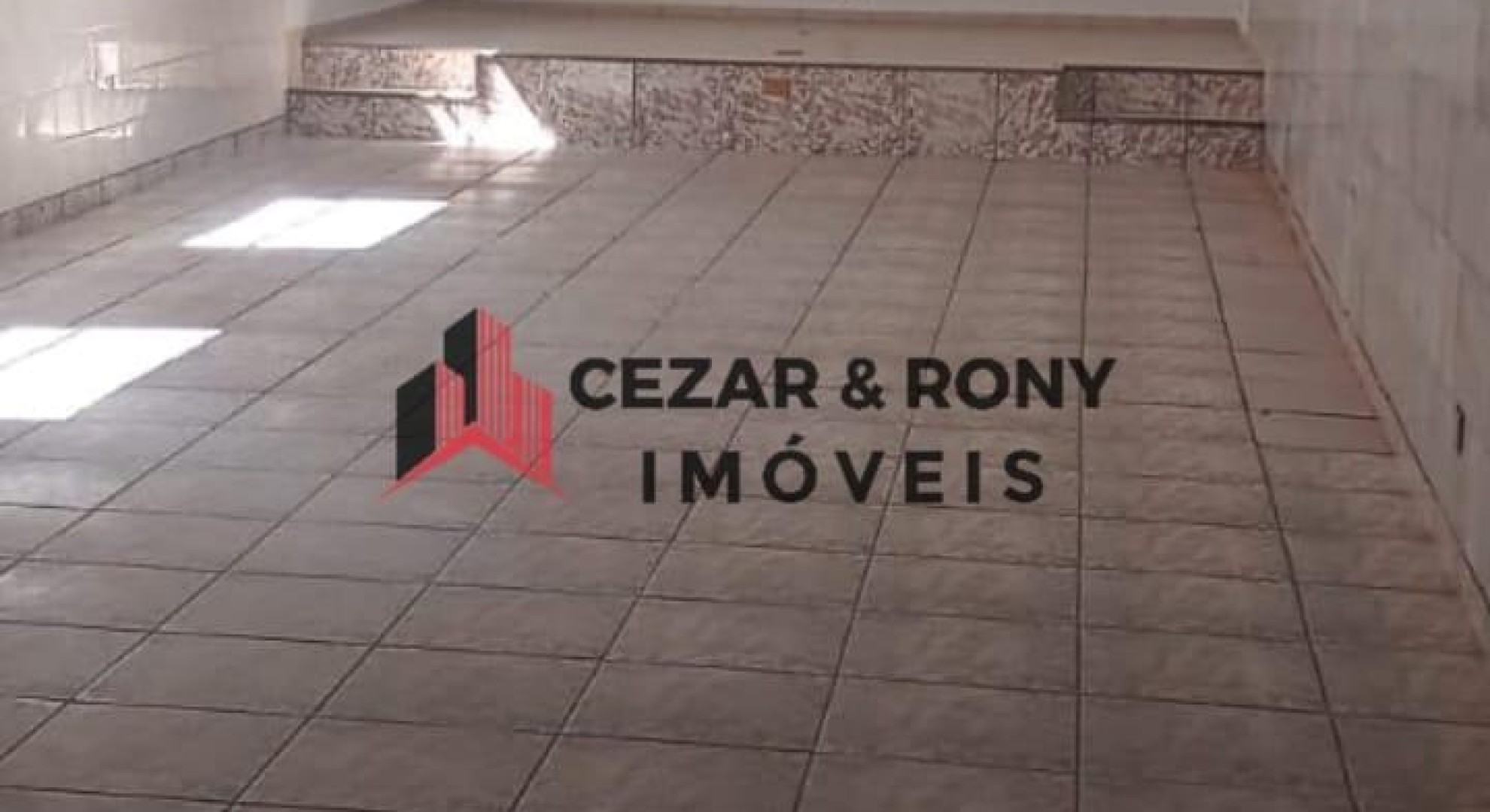 Aluga-se Salão Comercial + Casa – Jardim Prudência