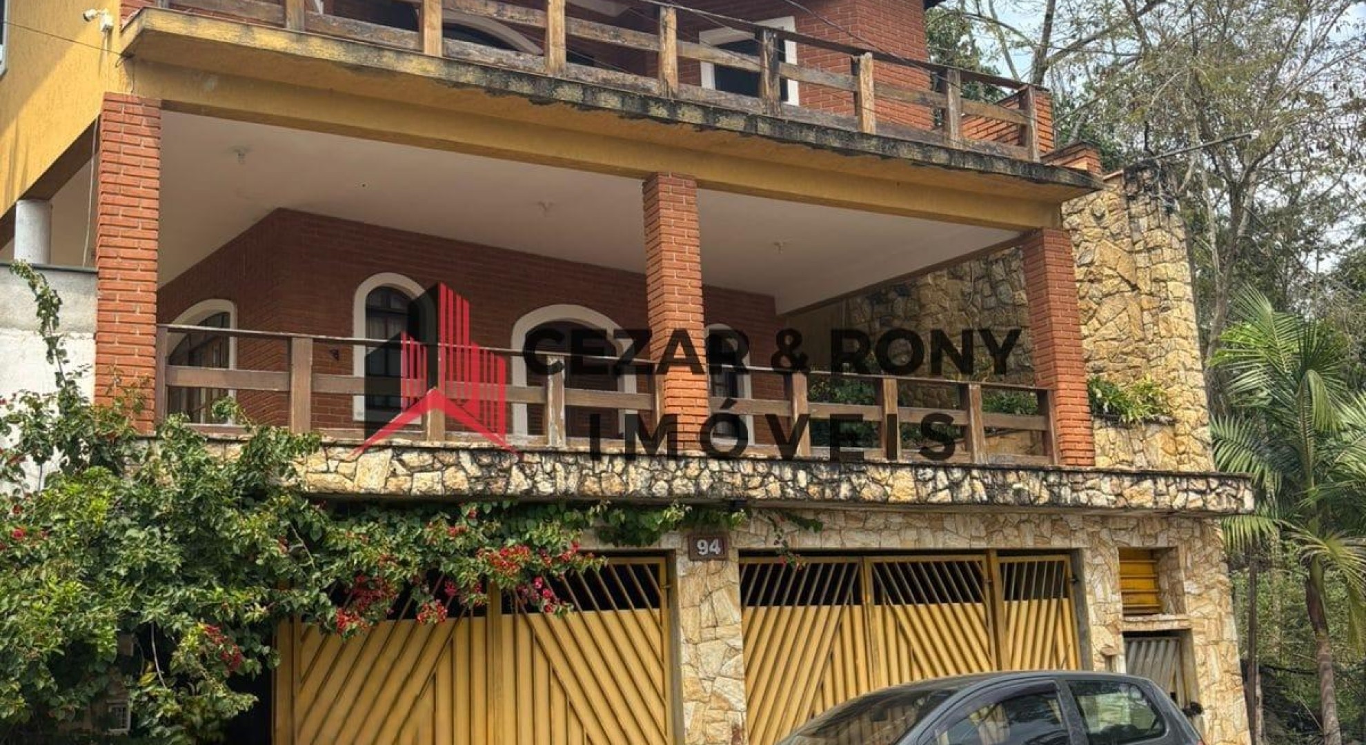 Casa à venda na Rua Lucília Marcel, Condomínio Sete Praias