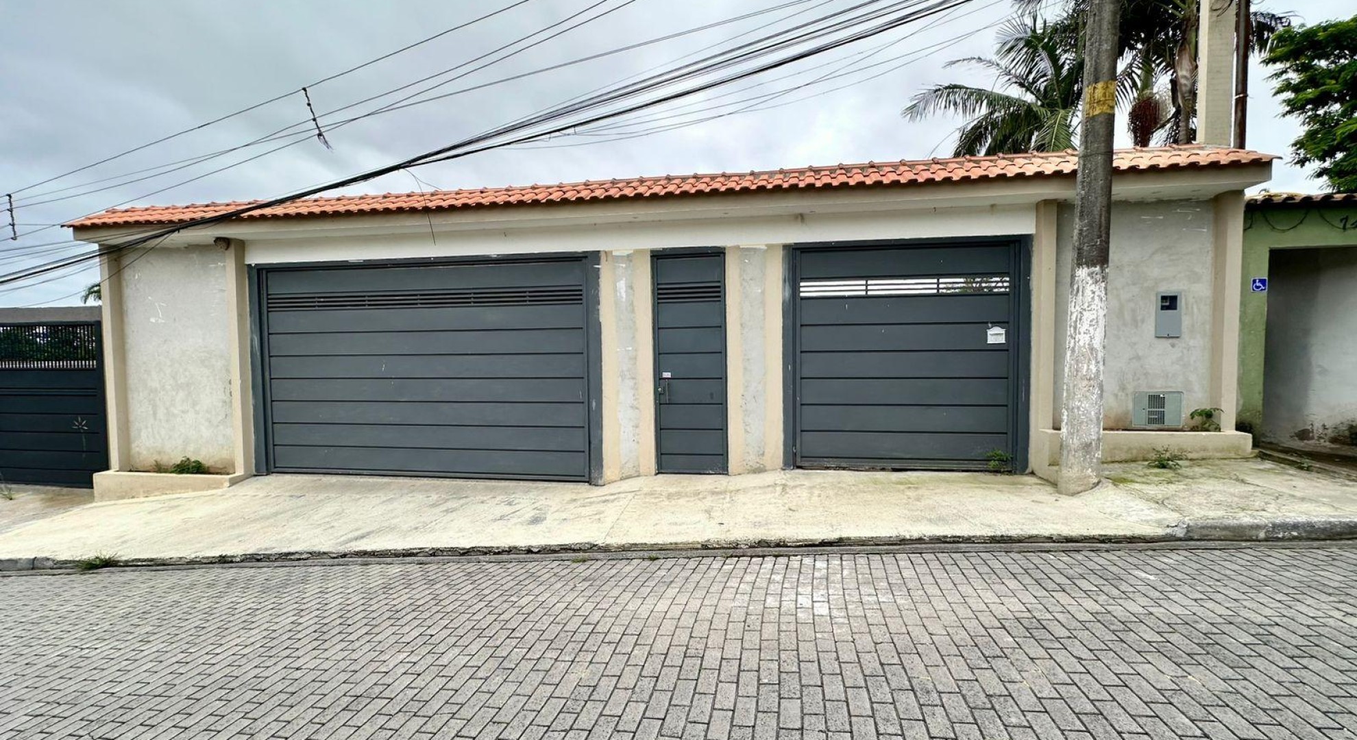 GALPÃO A VENDA NO CONDOMINIO SETE PRAIAS