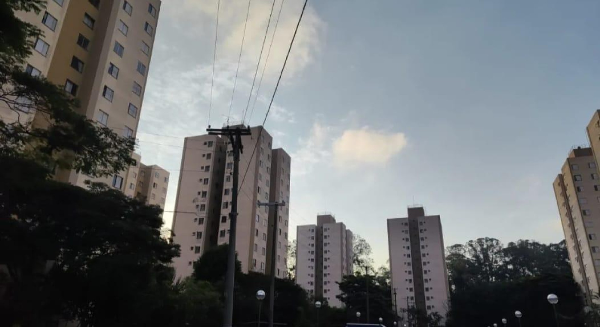 APARTAMENTO NA AVENIDA NOSSA SENHORA DO SABARA