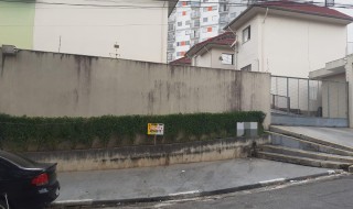 Vende-se condomínio na Vila Inglesa