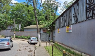 Galpão à venda na Estrada do Alvarenga