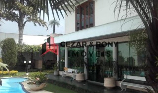 Sobrado à Venda em Interlagos