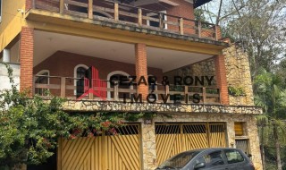 Casa à venda na Rua Lucília Marcel, Condomínio Sete Praias