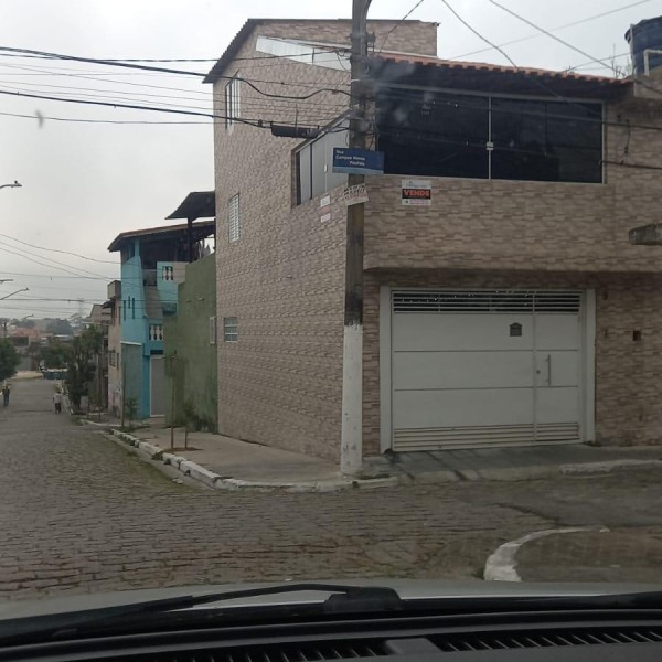 Sobrado residencial à venda