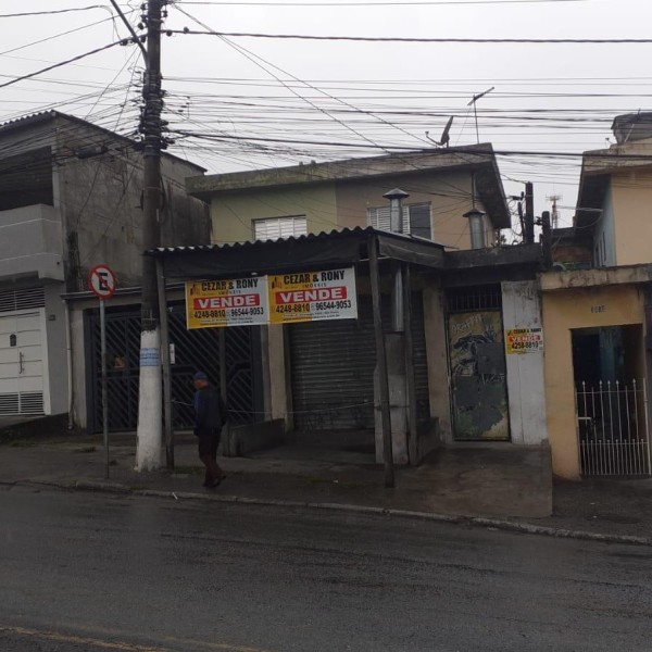 Imóvel comercial à venda na Estrada de Alvarenga, 3400