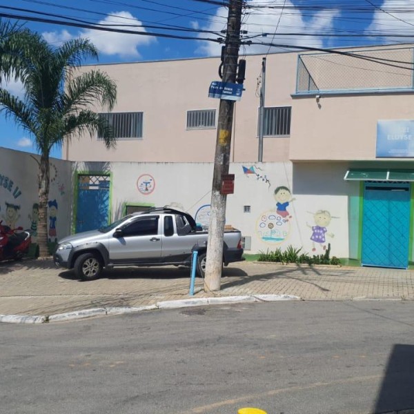 Creche na Rua Paulo de Souza Santos - Jardim Sônia Marisa à venda