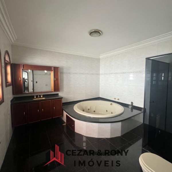 Casa à venda na Rua Jean Delmas