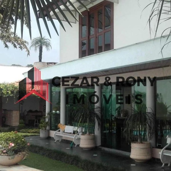 Sobrado à Venda em Interlagos