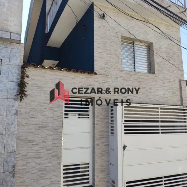 Sobrado à Venda em Campo Grande