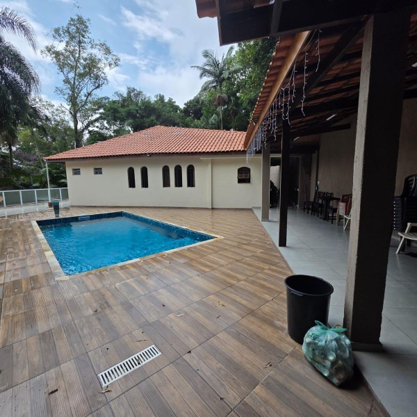 CASA A VENDA NO CONDOMINIO SETE PRAIAS
