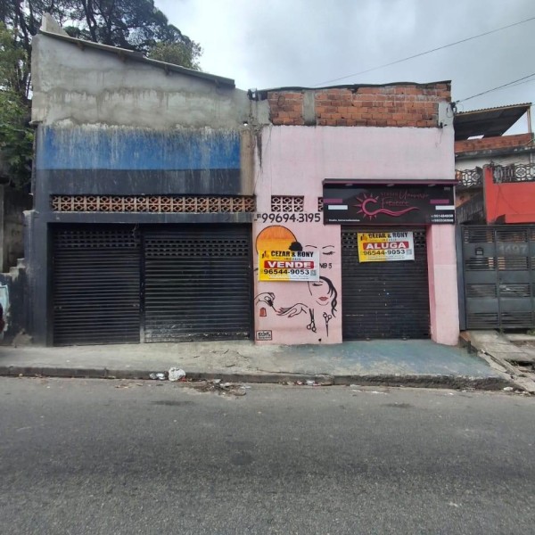 SALÃO COMERCIAL - localizado na Avenida Alda